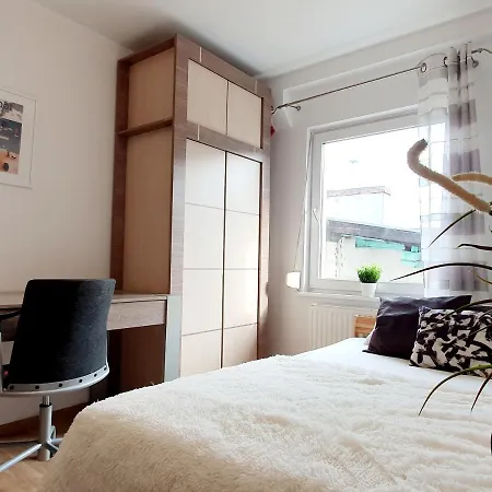Mieszkanie Z Widokiem Na Morze - Monte Cassino 50 Apartman *